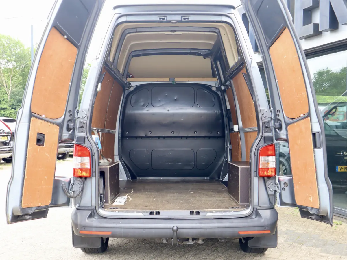 2.0 TDI 140 PK DSG L2H3 HOOG LANG
