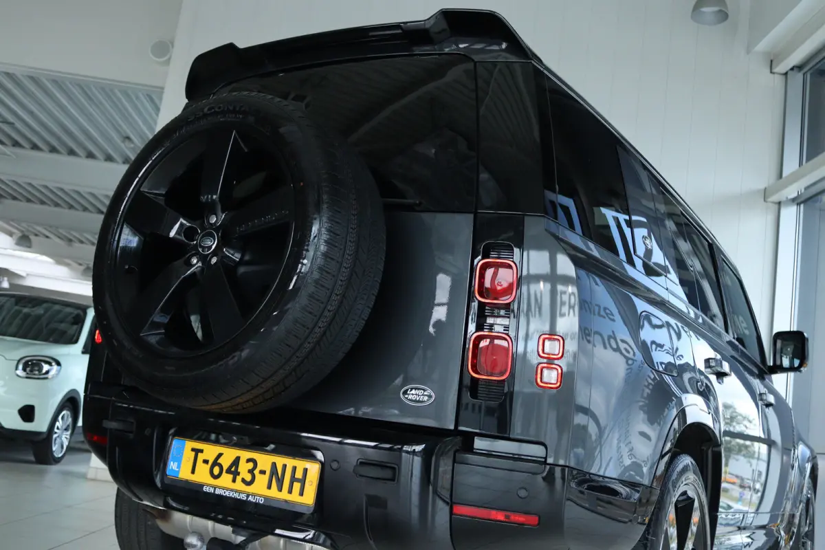 2.0 P400e 110 X-Dynamic HSE | Adapt. Cruise | Stoelventilatie | Schuifdak | Meridian | 360 Camera | Trekhaak | Luchtvering | 20 Inch | Keyless |