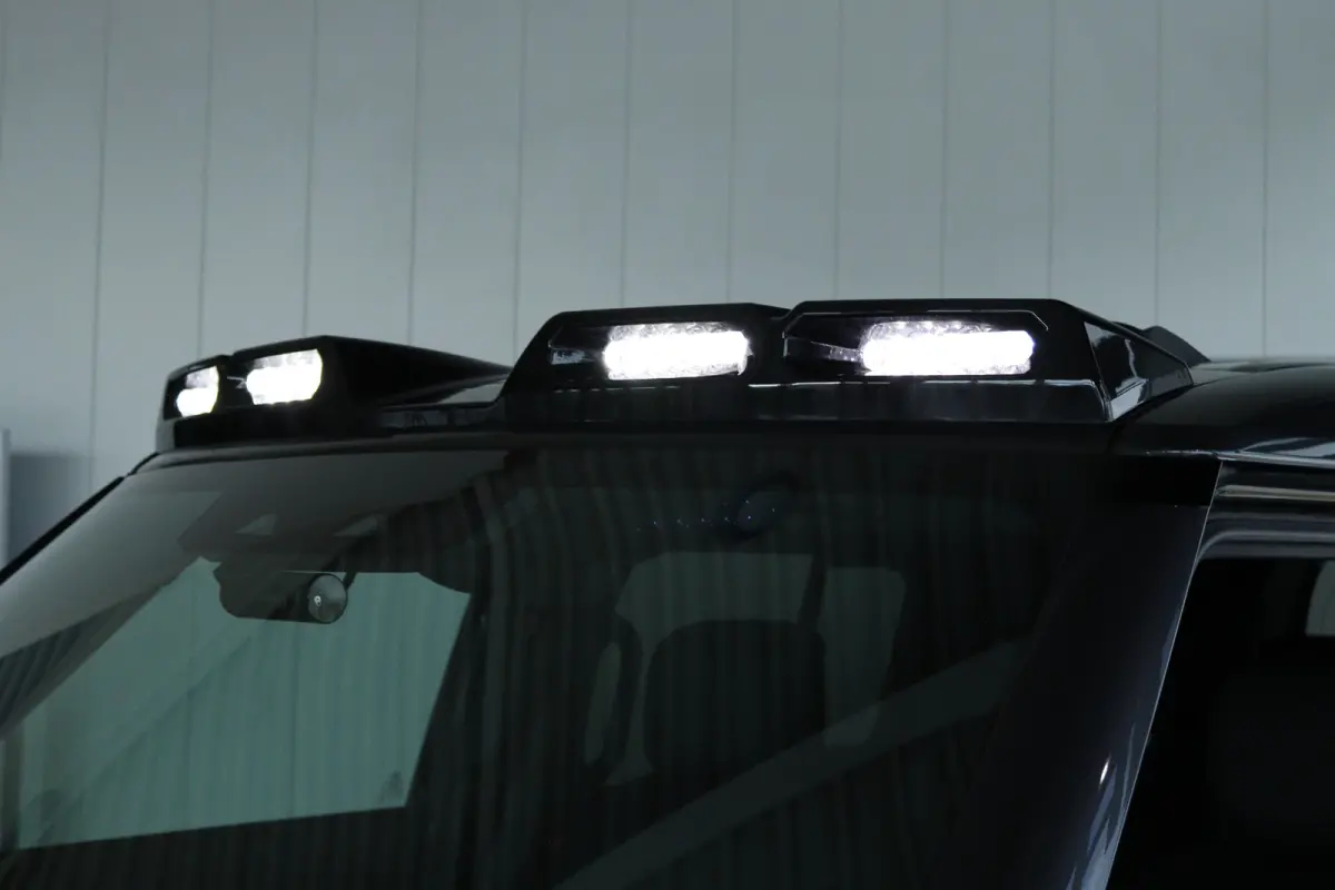2.0 P400e 110 X-Dynamic HSE | Adapt. Cruise | Stoelventilatie | Schuifdak | Meridian | 360 Camera | Trekhaak | Luchtvering | 20 Inch | Keyless |