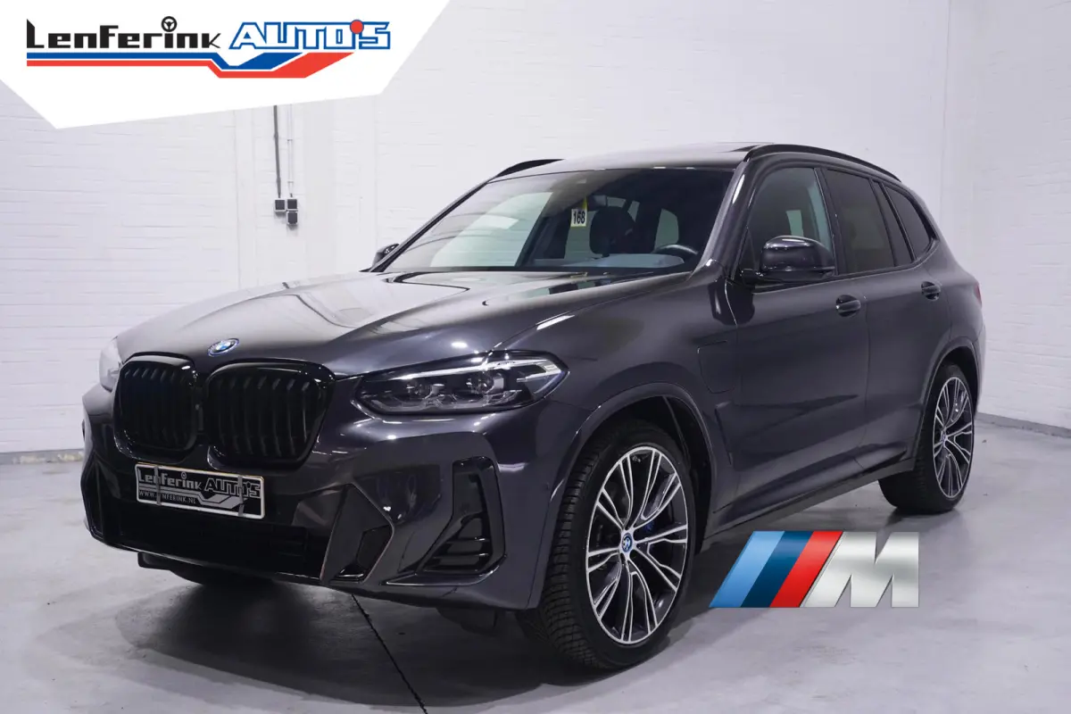 xDrive30e M Sport NAP SOH 98% 360-Camera 21"-Lmv  Electrische trekhaak Memory Panodak Stoel-/stuur verwarming Shadowline Leder M Sport remsysteem