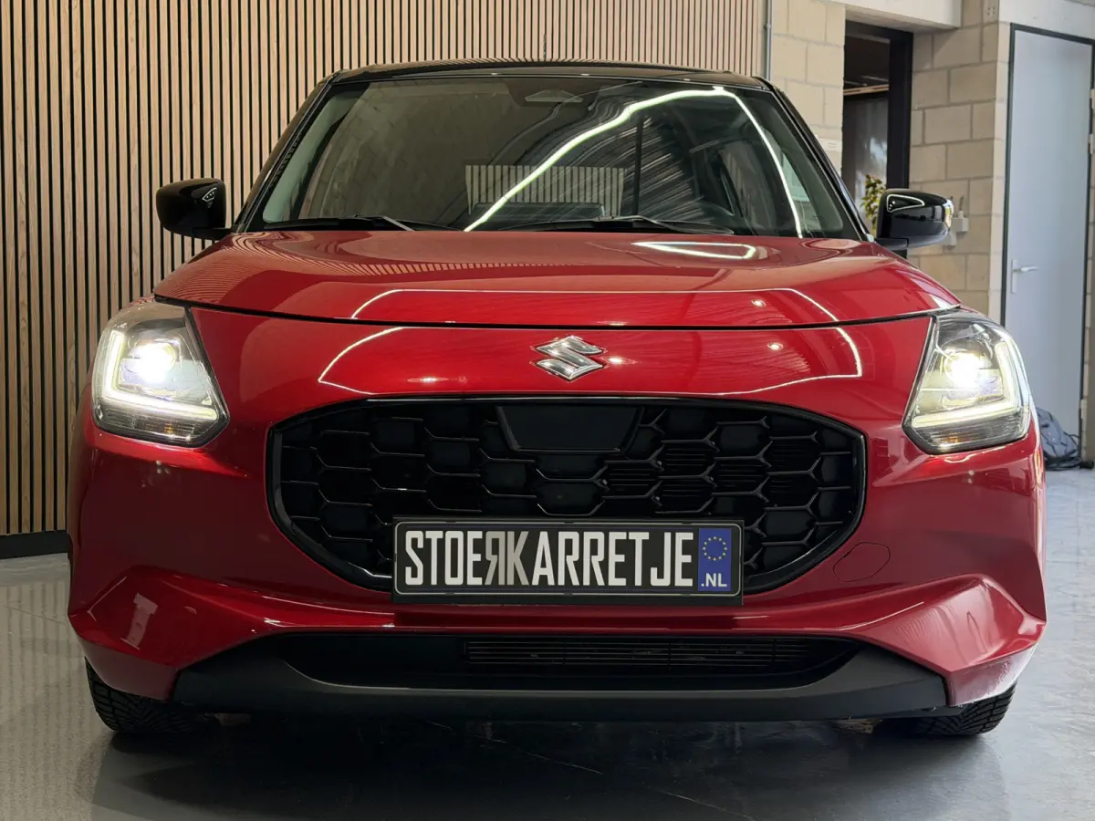 1.2 Style Smart Hybrid | Navi | 16" | ACC | Dodehoek | Camera | Carplay | Led |