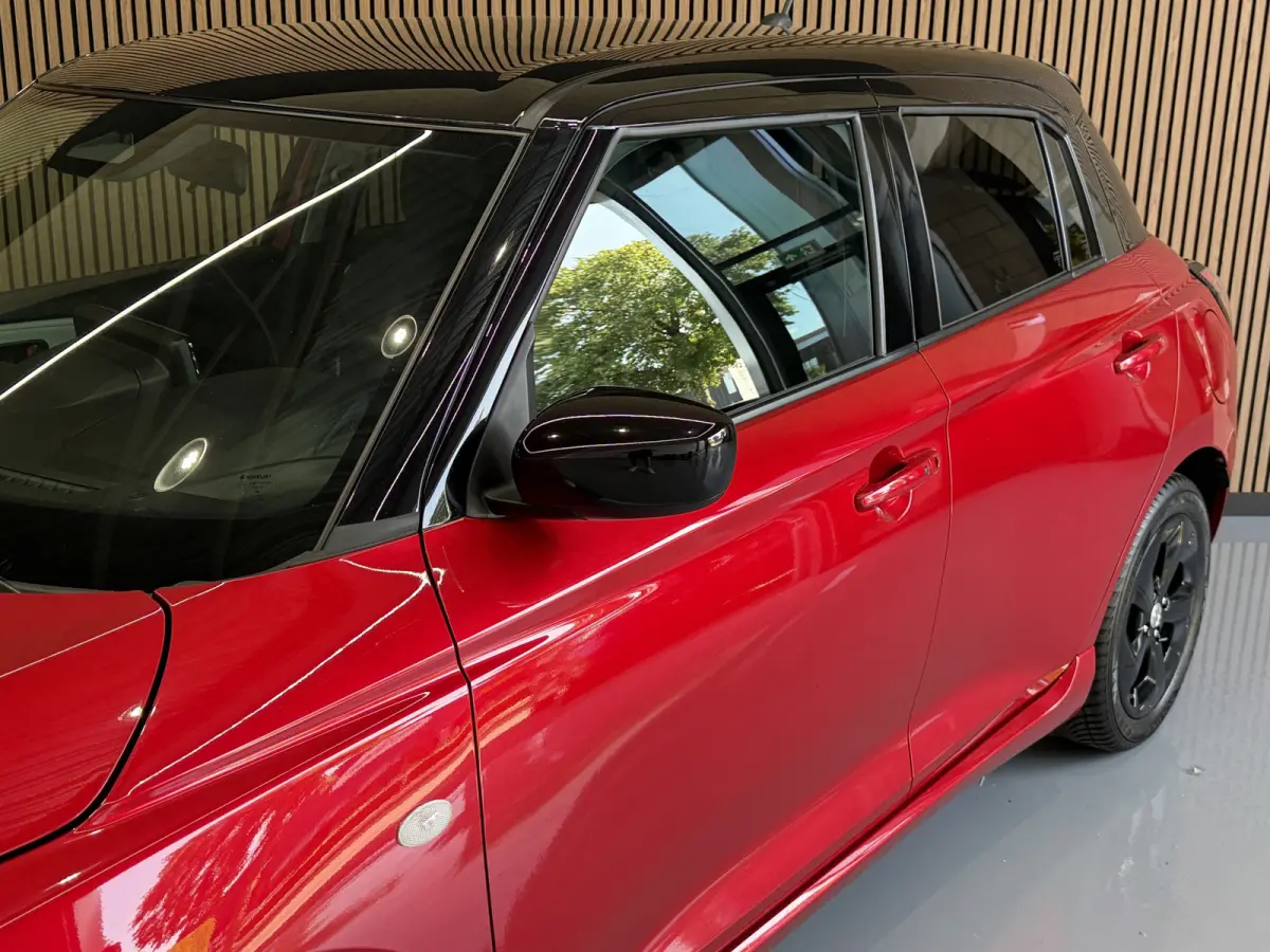 1.2 Style Smart Hybrid | Navi | 16" | ACC | Dodehoek | Camera | Carplay | Led |