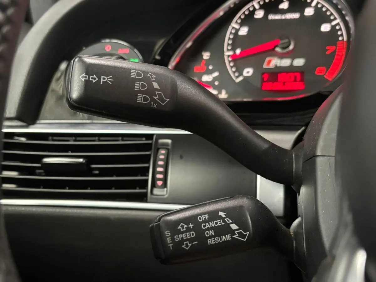 5.0 TFSI RS 6 Keramisch Pano Leder Cruise