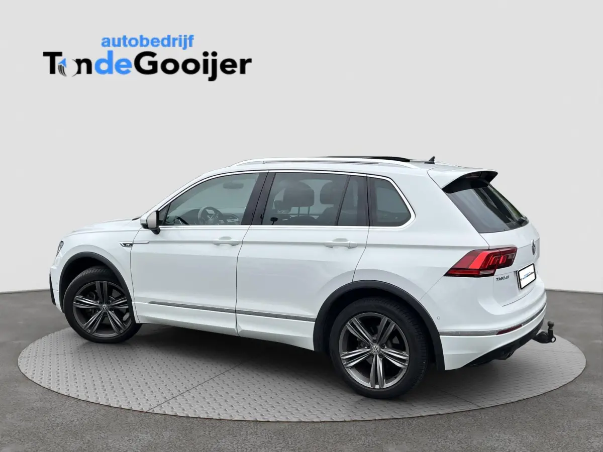 2.0 TSi DSG 4Motion Highline Business R-Line | EL. TREKHAAK | STANDKACHEL | PANORAMADAK |