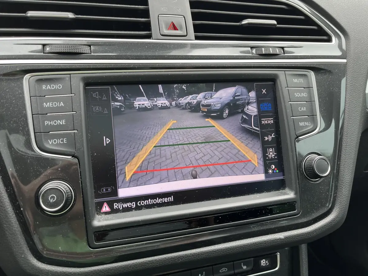 2.0 TSi DSG 4Motion Highline Business R-Line | EL. TREKHAAK | STANDKACHEL | PANORAMADAK |