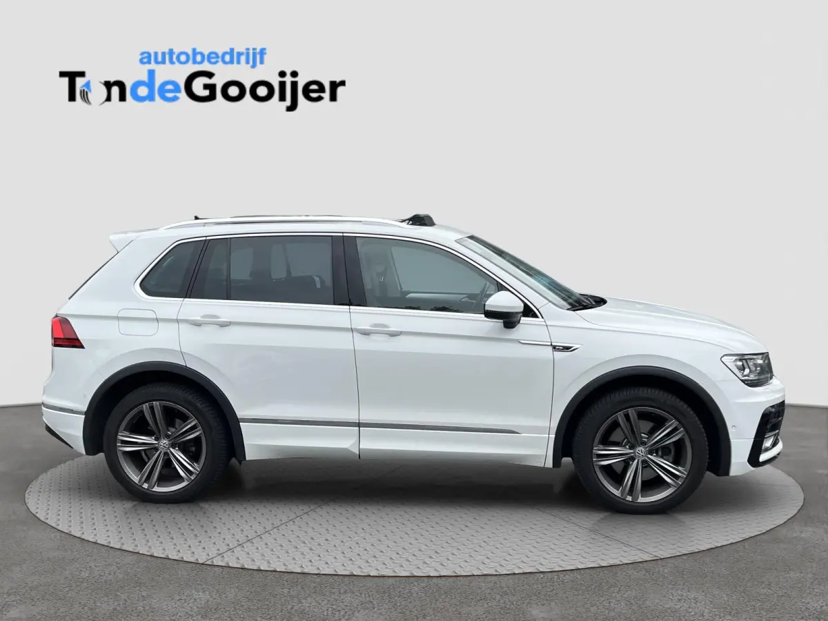 2.0 TSi DSG 4Motion Highline Business R-Line | EL. TREKHAAK | STANDKACHEL | PANORAMADAK |