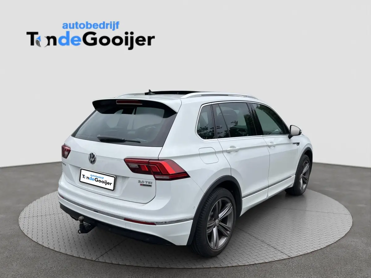 2.0 TSi DSG 4Motion Highline Business R-Line | EL. TREKHAAK | STANDKACHEL | PANORAMADAK |