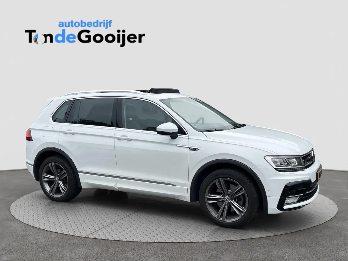 2.0 TSi DSG 4Motion Highline Business R-Line | EL. TREKHAAK | STANDKACHEL | PANORAMADAK |