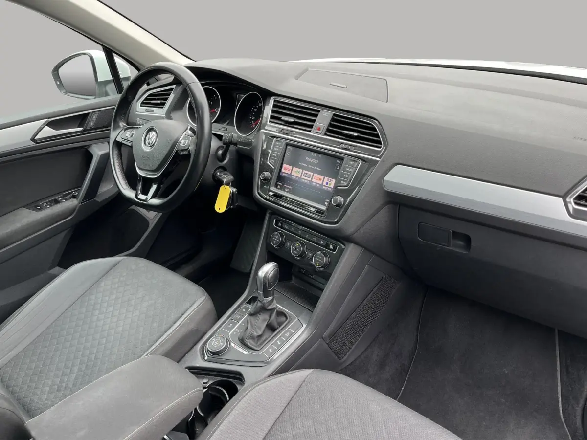 2.0 TSi DSG 4Motion Highline Business R-Line | EL. TREKHAAK | STANDKACHEL | PANORAMADAK |