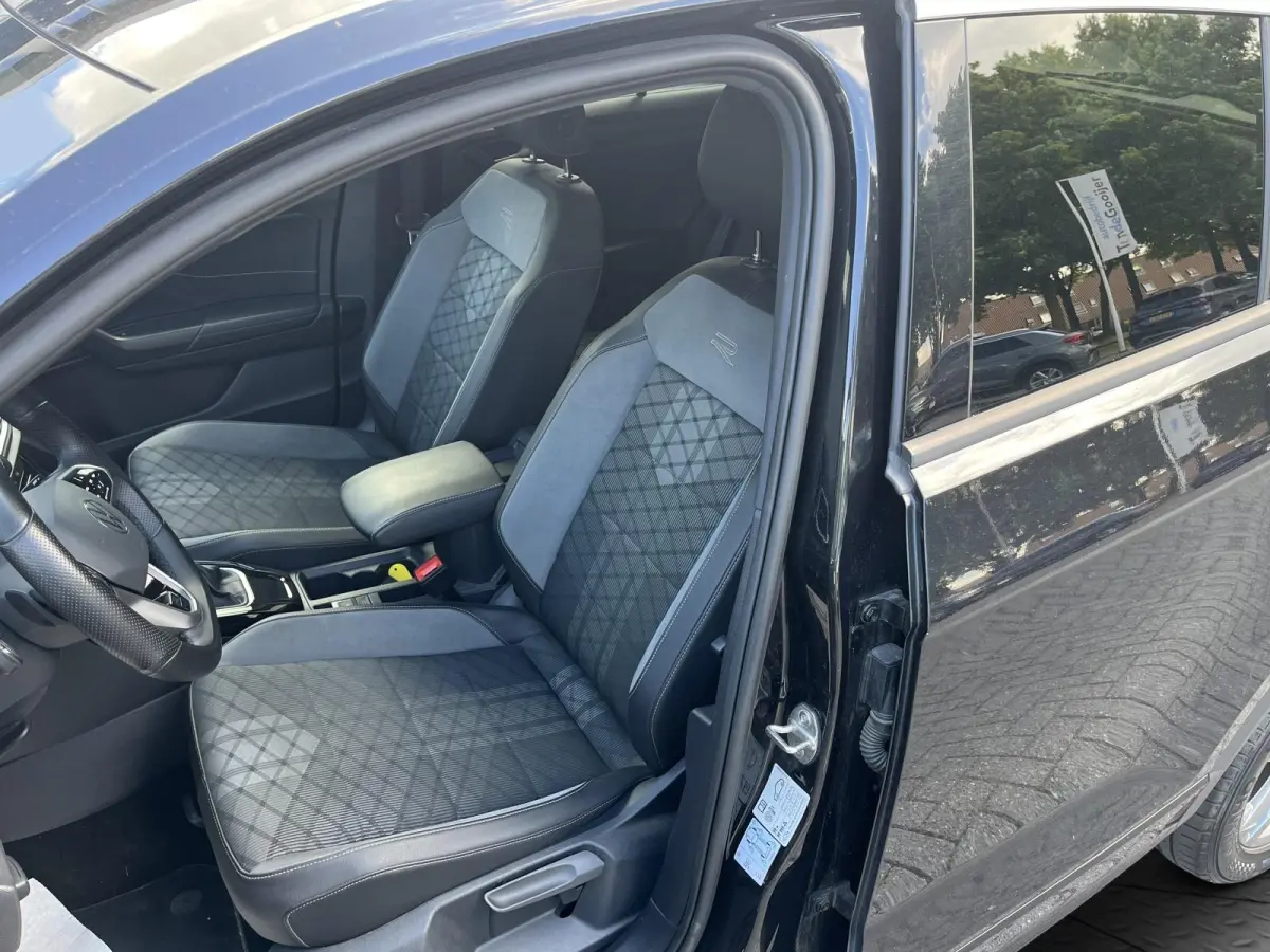 1.5 TSi DSG R-Line (2X) | 5 JAAR FABRIEKSGARANTIE!! |