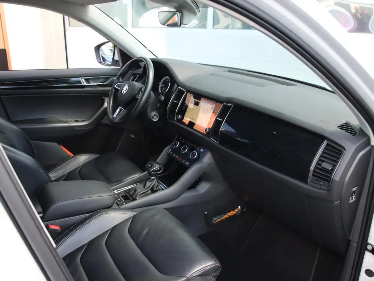1.4 TSI 150PK Style Business 7persoons | Panoramadak |