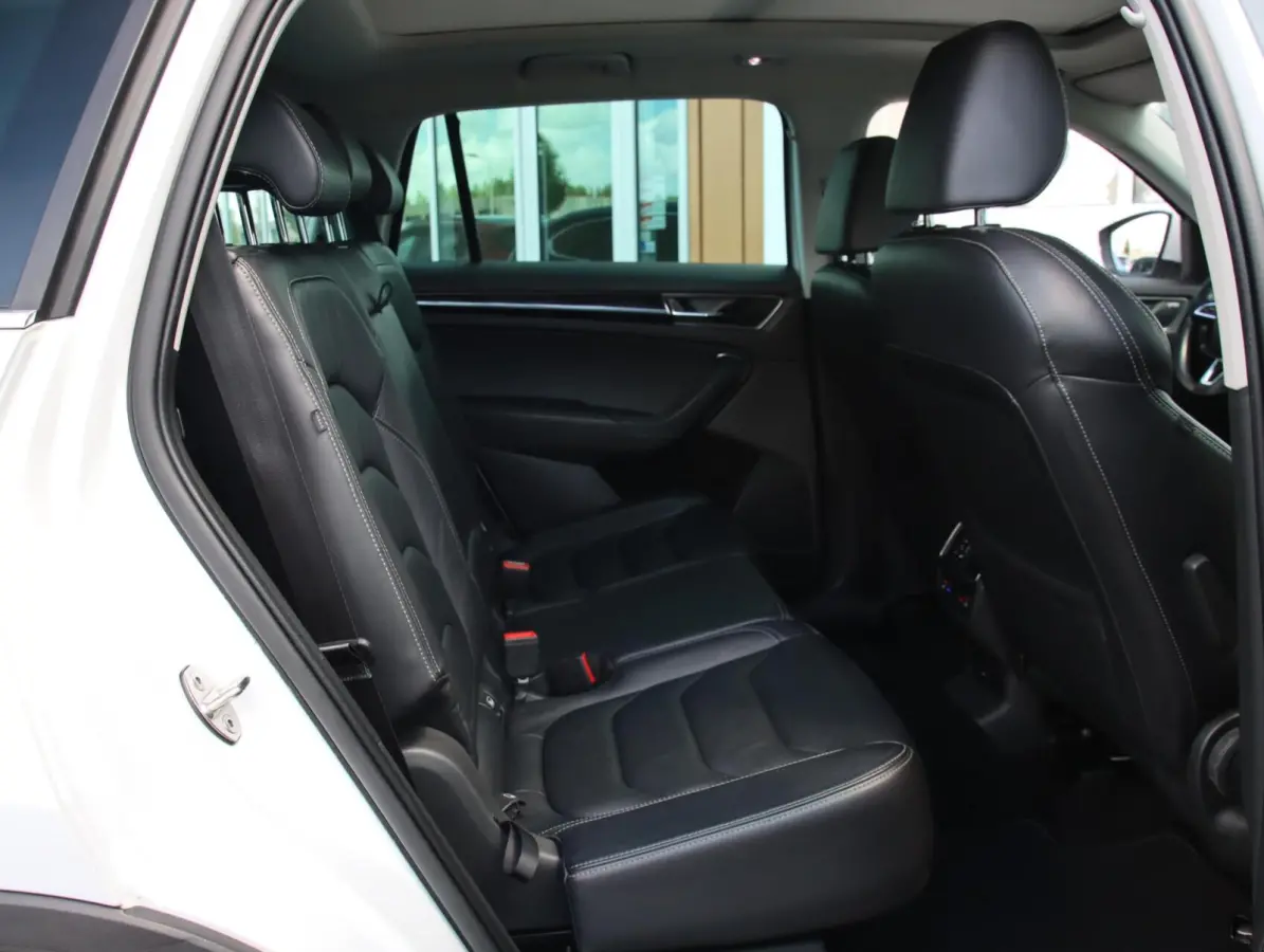 1.4 TSI 150PK Style Business 7persoons | Panoramadak |