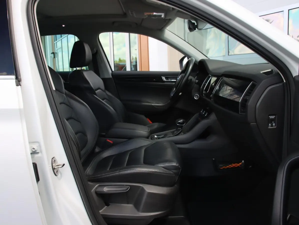 1.4 TSI 150PK Style Business 7persoons | Panoramadak |