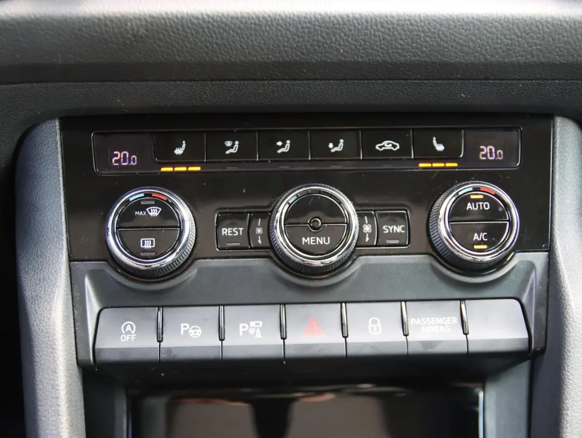 1.4 TSI 150PK Style Business 7persoons | Panoramadak |