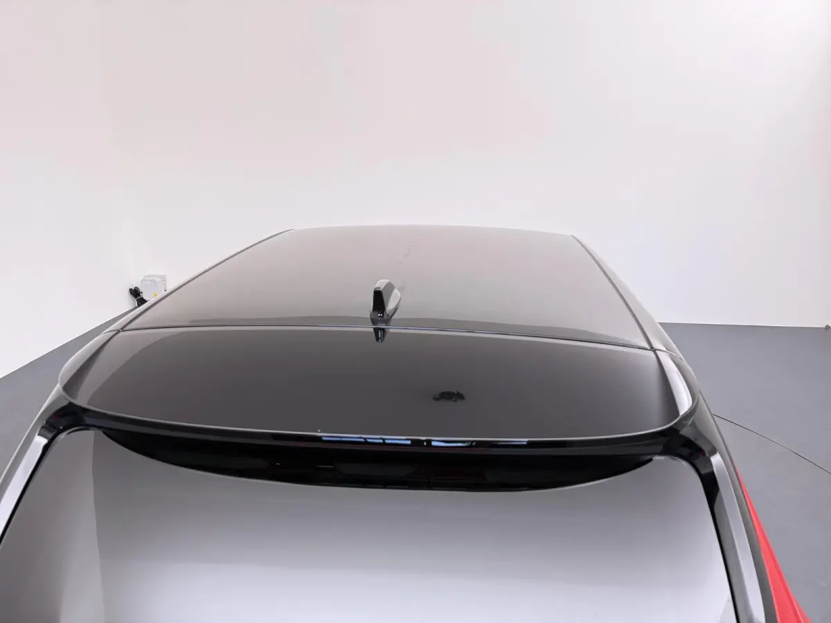 EVOLVE 52 kWh | 18 Inch "Sport" Lichtmetalen Velgen|