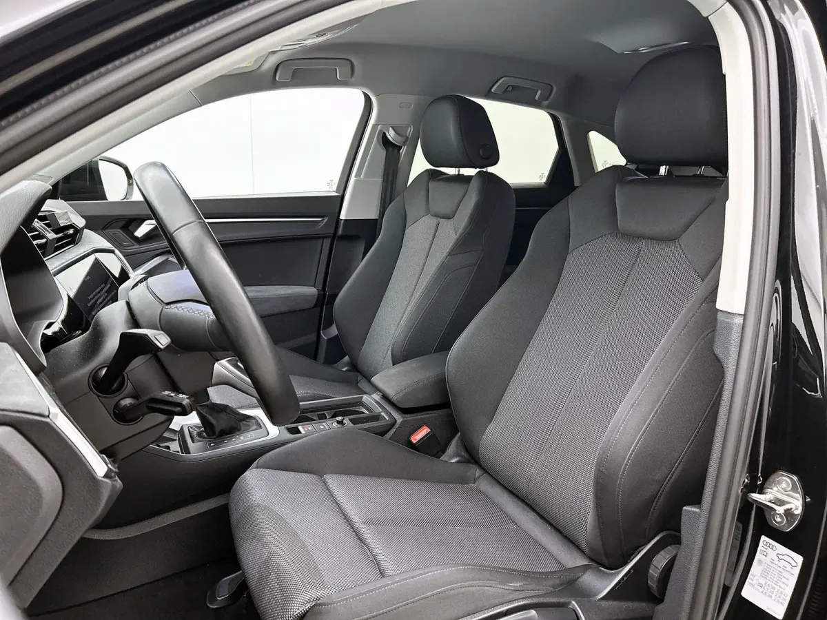 45 TFSI e Edition | APPLE CARPLAY - ANDROID AUTO | LANE ASSIST | KEYLESS | ELEKTRISCH BEDIENBARE ACHTERKLEP | ADAPTIEVE CRUISE CONTROL | STOELVERWARMING | CLIMATE CONTROL | PARKEERSENSOREN V