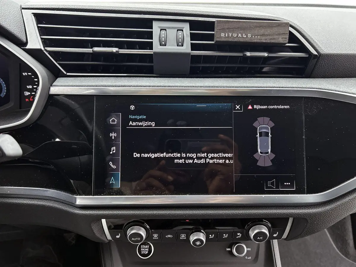 45 TFSI e Edition | APPLE CARPLAY - ANDROID AUTO | LANE ASSIST | KEYLESS | ELEKTRISCH BEDIENBARE ACHTERKLEP | ADAPTIEVE CRUISE CONTROL | STOELVERWARMING | CLIMATE CONTROL | PARKEERSENSOREN V