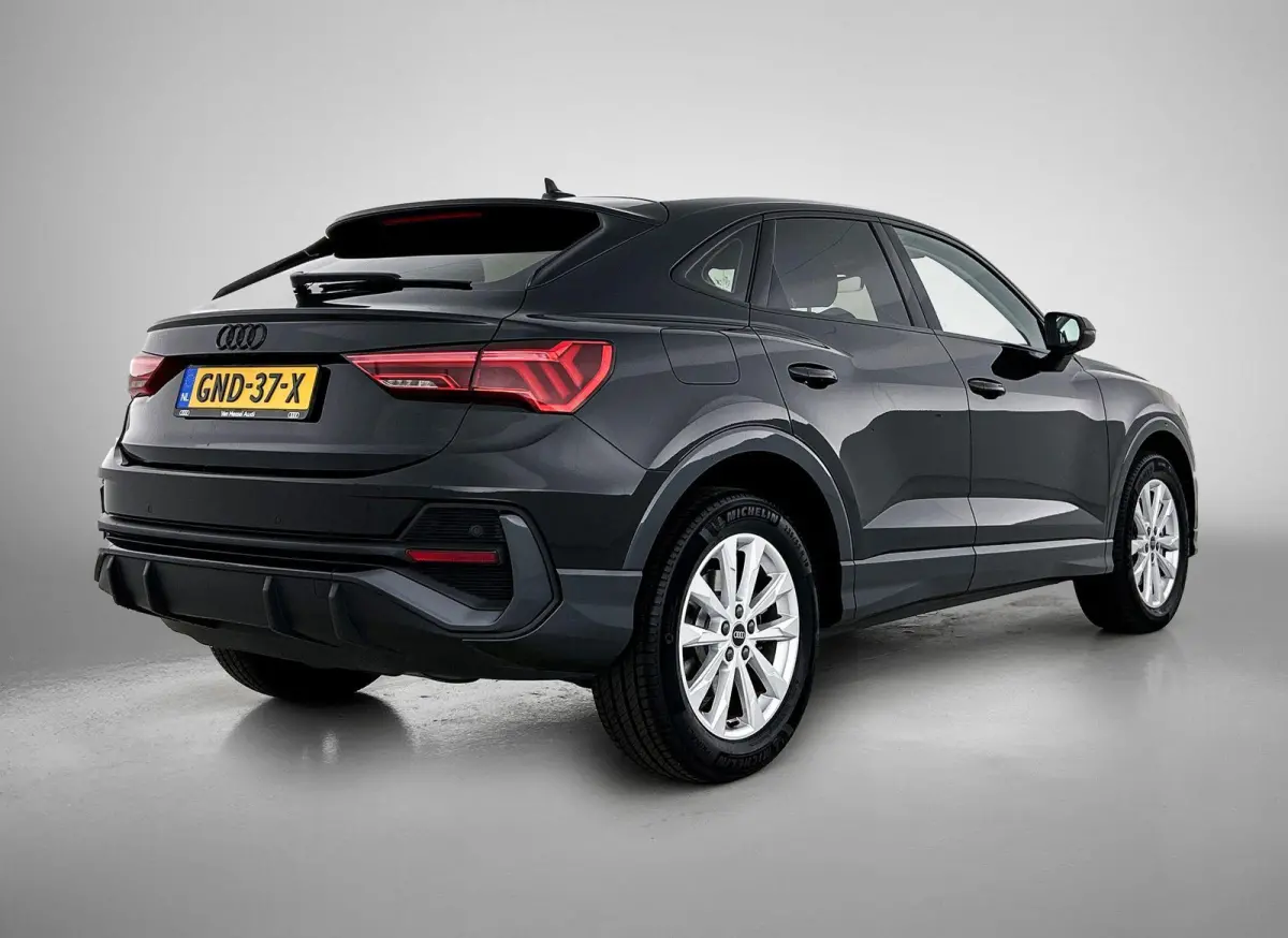 45 TFSI e Edition | APPLE CARPLAY - ANDROID AUTO | LANE ASSIST | KEYLESS | ELEKTRISCH BEDIENBARE ACHTERKLEP | ADAPTIEVE CRUISE CONTROL | STOELVERWARMING | CLIMATE CONTROL | PARKEERSENSOREN V