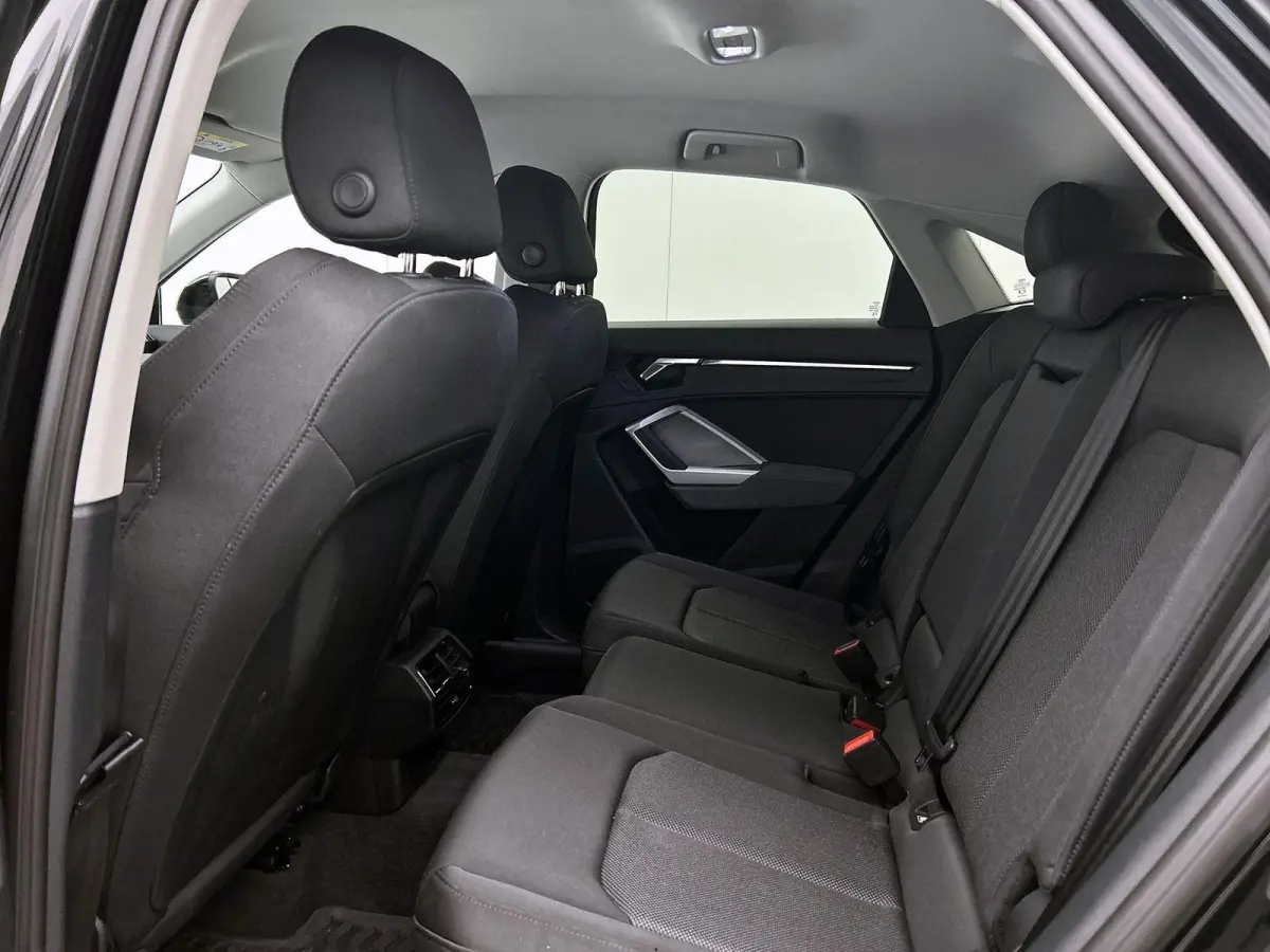 45 TFSI e Edition | APPLE CARPLAY - ANDROID AUTO | LANE ASSIST | KEYLESS | ELEKTRISCH BEDIENBARE ACHTERKLEP | ADAPTIEVE CRUISE CONTROL | STOELVERWARMING | CLIMATE CONTROL | PARKEERSENSOREN V