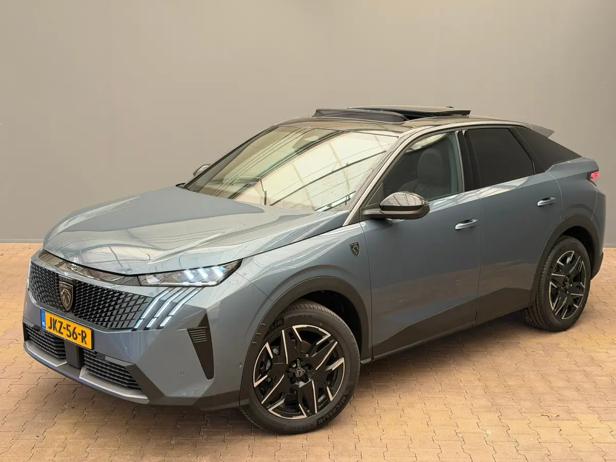 GT | Advanced Active Safety Brake met camera en radar (Pack Safety Plus) | Climate Control | Elektrische parkeerrem
