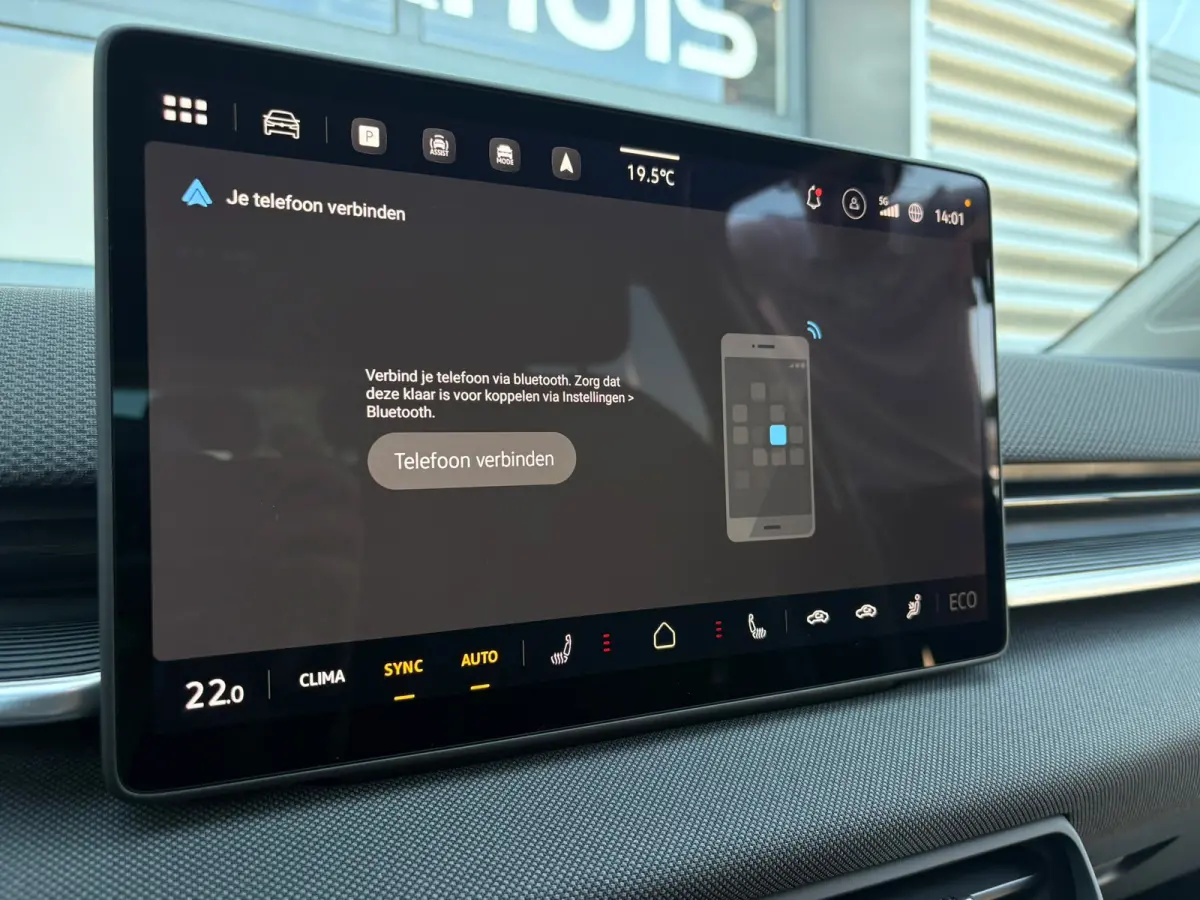 Life First Edition | Airconditioning automatisch, 2-zone (Climatronic) | Automatische afstandsregeling (Adaptive Cruise Control) | Koplampverlichting LED