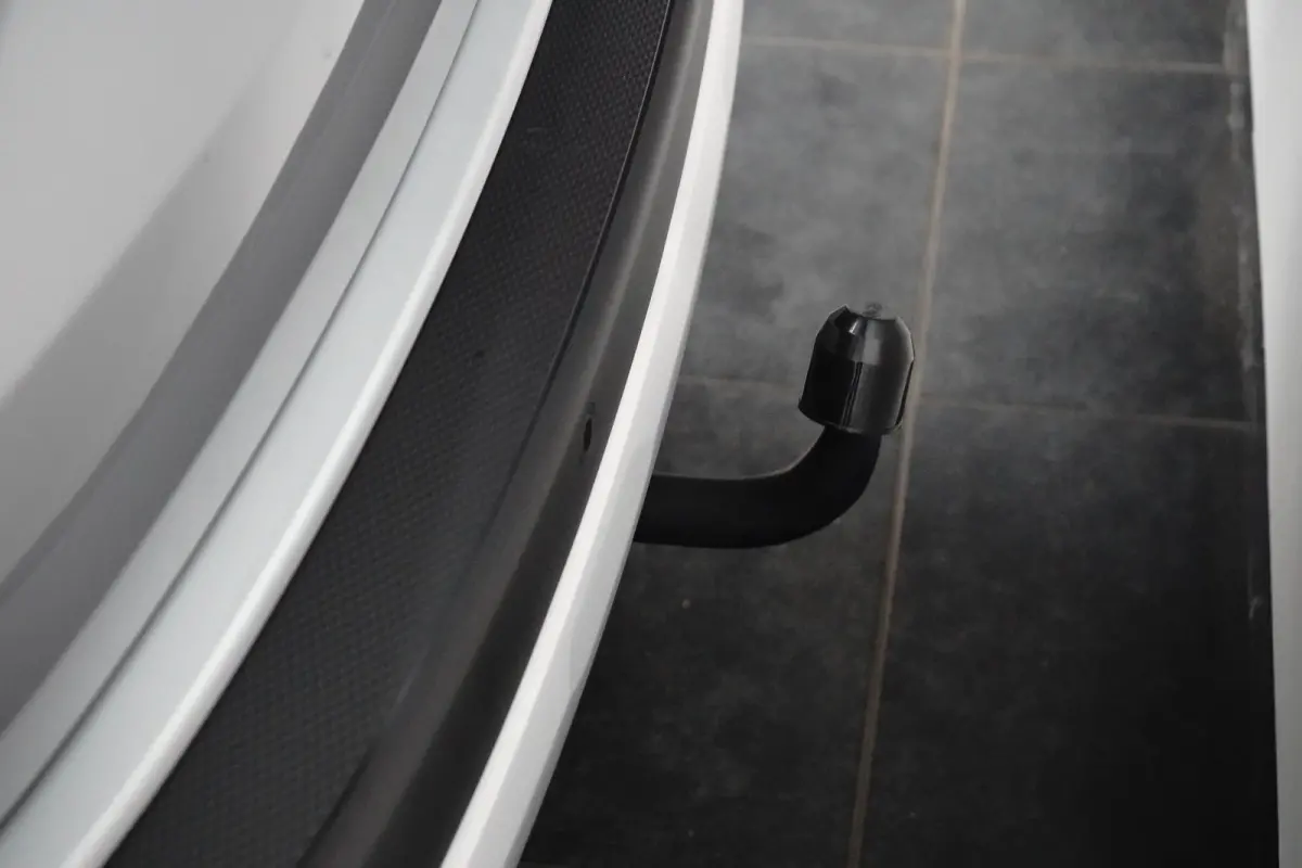 Titanium | Trekhaak | Camera | 2100KG Trekgewicht | Climate Control | | Achteruitrijcamera | Airco (automatisch) | Apple Carplay/Android Auto|telefoonintegratie premium