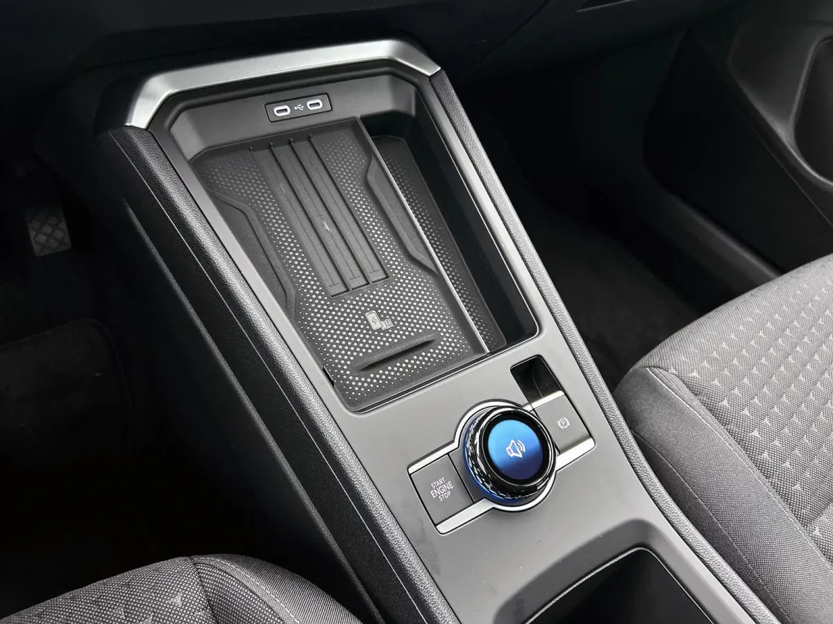 1.5 eTsi Limited Edition 116 PK | Automaat | Camera | Adaptive Cruise Control | Side Assist | Keyless Start | Parkeersensoren | LED | Apple Carplay | Android Auto | Digital Cockpit |