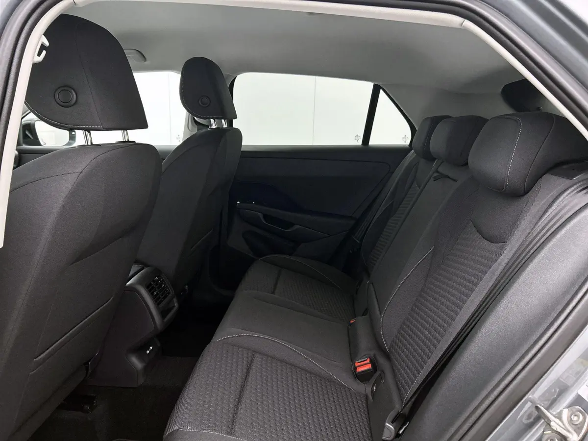 1.5 eTsi Limited Edition 116 PK | Automaat | Camera | Adaptive Cruise Control | Side Assist | Keyless Start | Parkeersensoren | LED | Apple Carplay | Android Auto | Digital Cockpit |