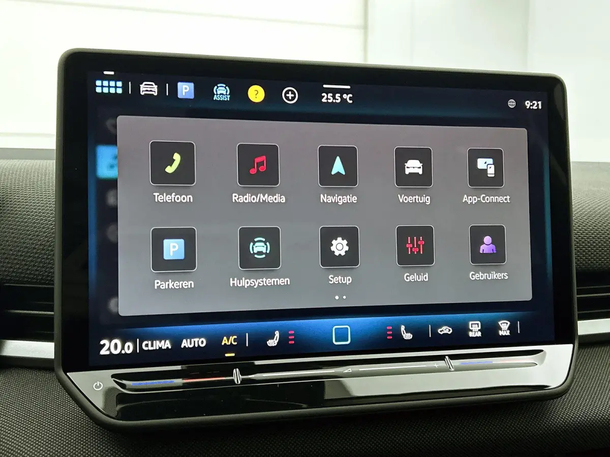 1.5 eTsi Limited Edition 116 PK | Automaat | Camera | Adaptive Cruise Control | Side Assist | Keyless Start | Parkeersensoren | LED | Apple Carplay | Android Auto | Digital Cockpit |