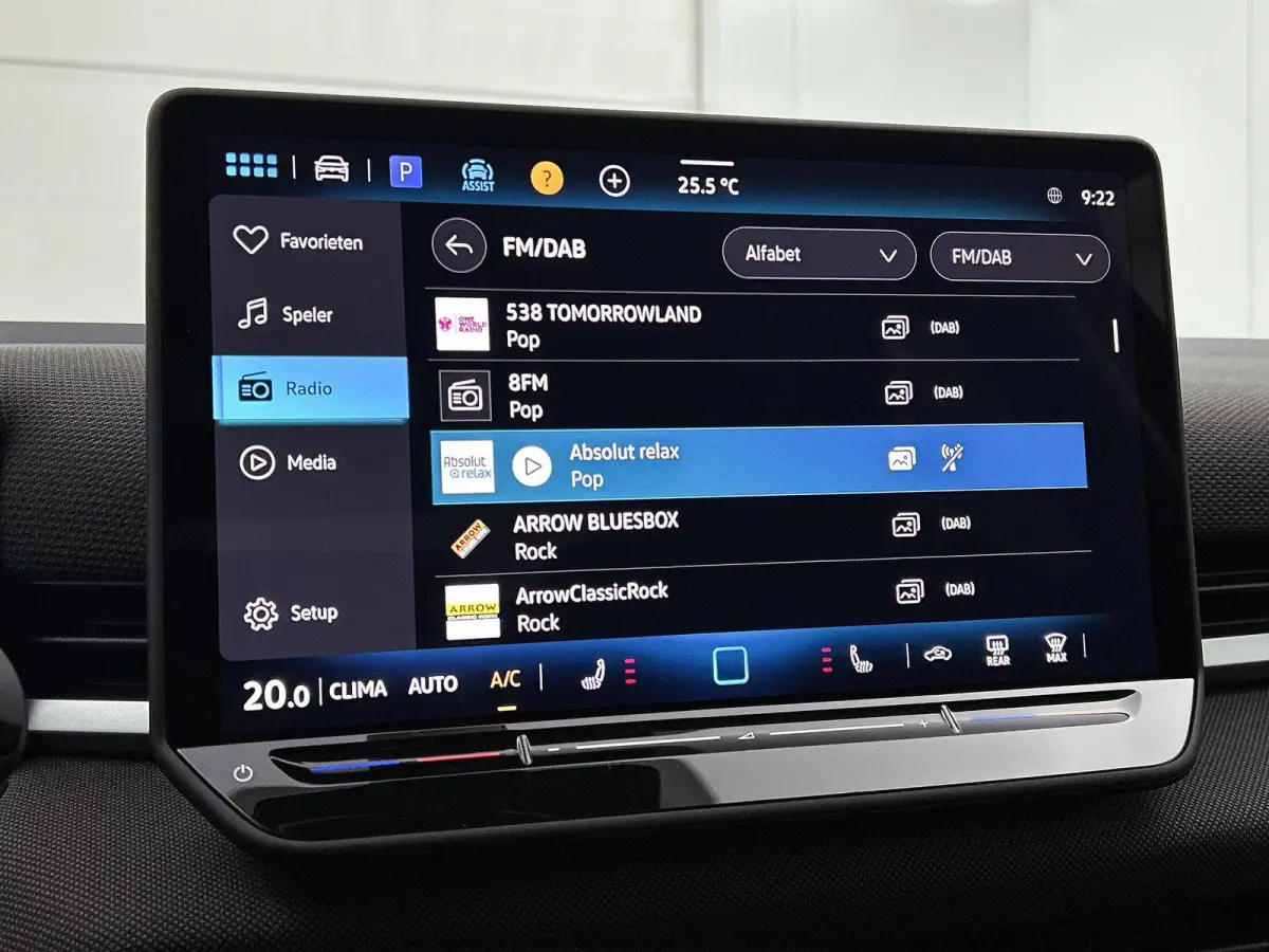 1.5 eTsi Limited Edition 116 PK | Automaat | Camera | Adaptive Cruise Control | Side Assist | Keyless Start | Parkeersensoren | LED | Apple Carplay | Android Auto | Digital Cockpit |