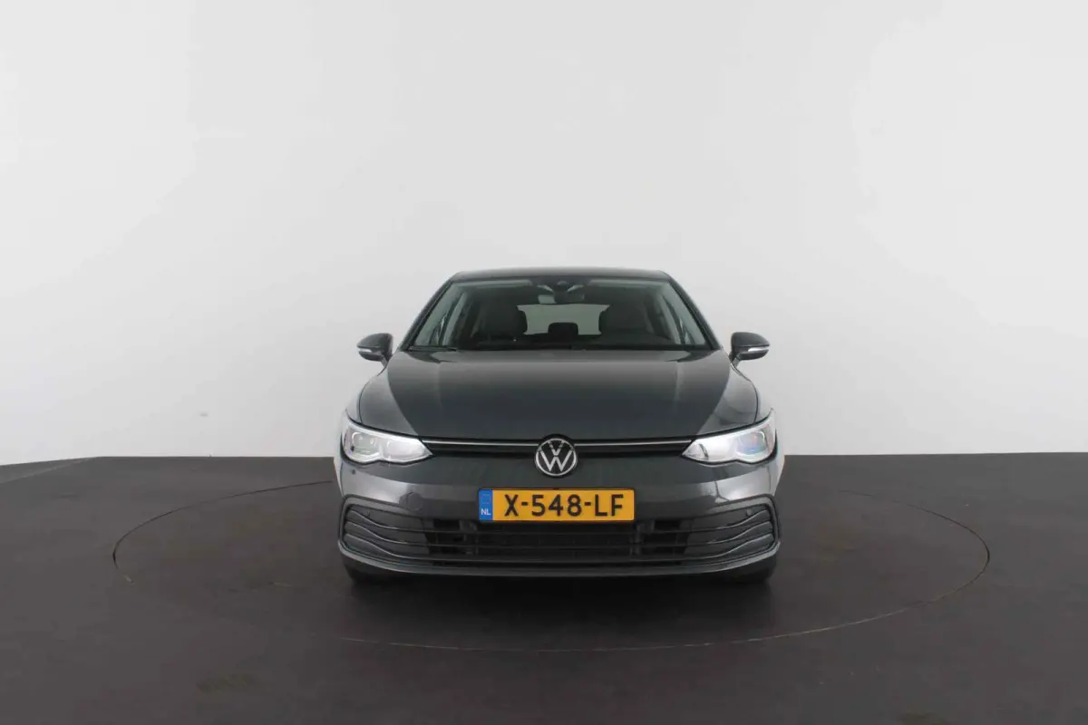 1.5 TSI Life Business > Dolphin Grey/Trekhaak/Camera/Winterpakket/Keyless/17inch...