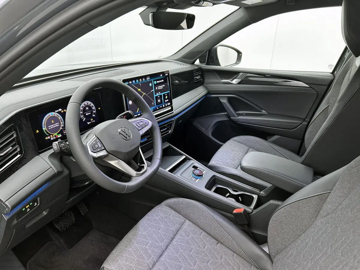 1.5 eHybrid Limited Edition 204 PK | Automaat | Navigatie | Trekhaak inklapbaar | 360 Camera | Apple CarPlay | Android Auto | Grootlichtassistent | Adaptive Cruise Control | Lane Assist | Si