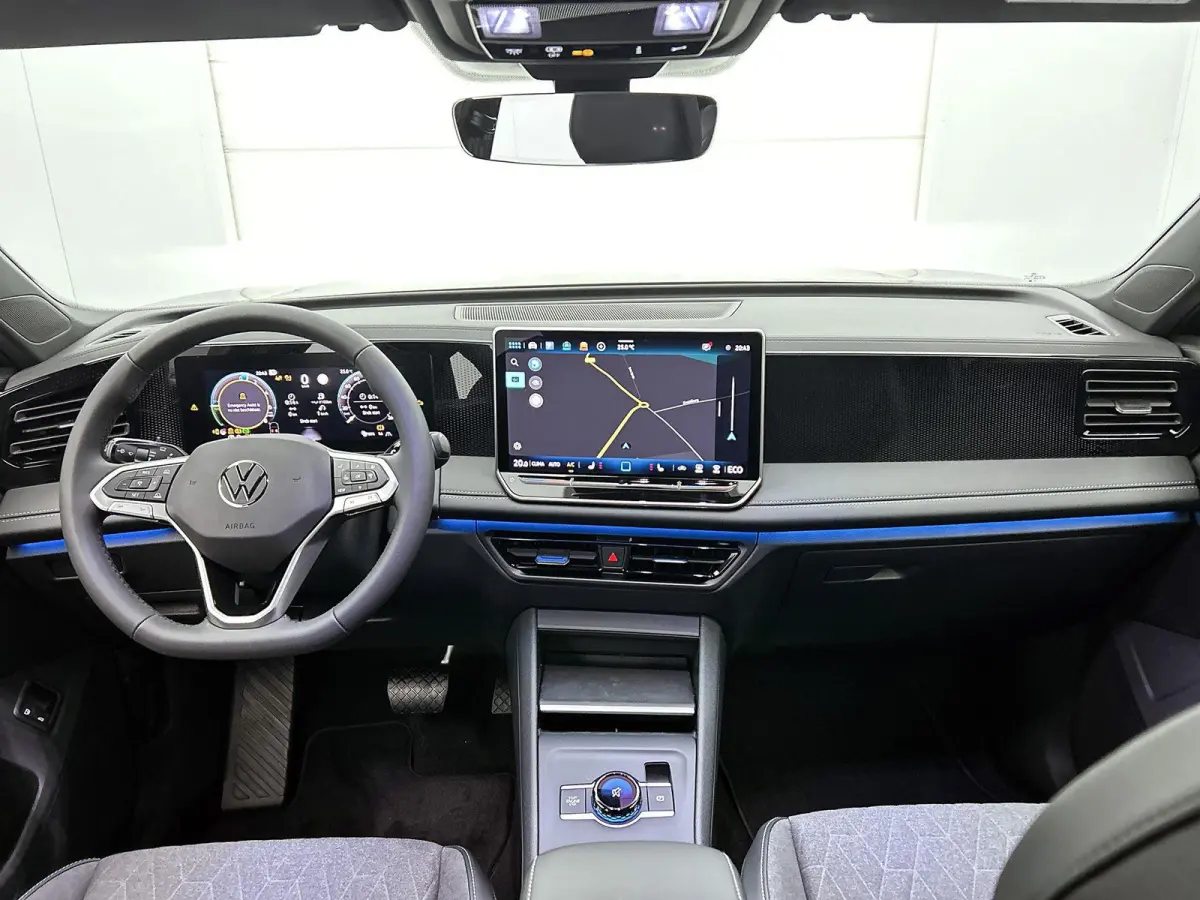 1.5 eHybrid Limited Edition 204 PK | Automaat | Navigatie | Trekhaak inklapbaar | 360 Camera | Apple CarPlay | Android Auto | Grootlichtassistent | Adaptive Cruise Control | Lane Assist | Si