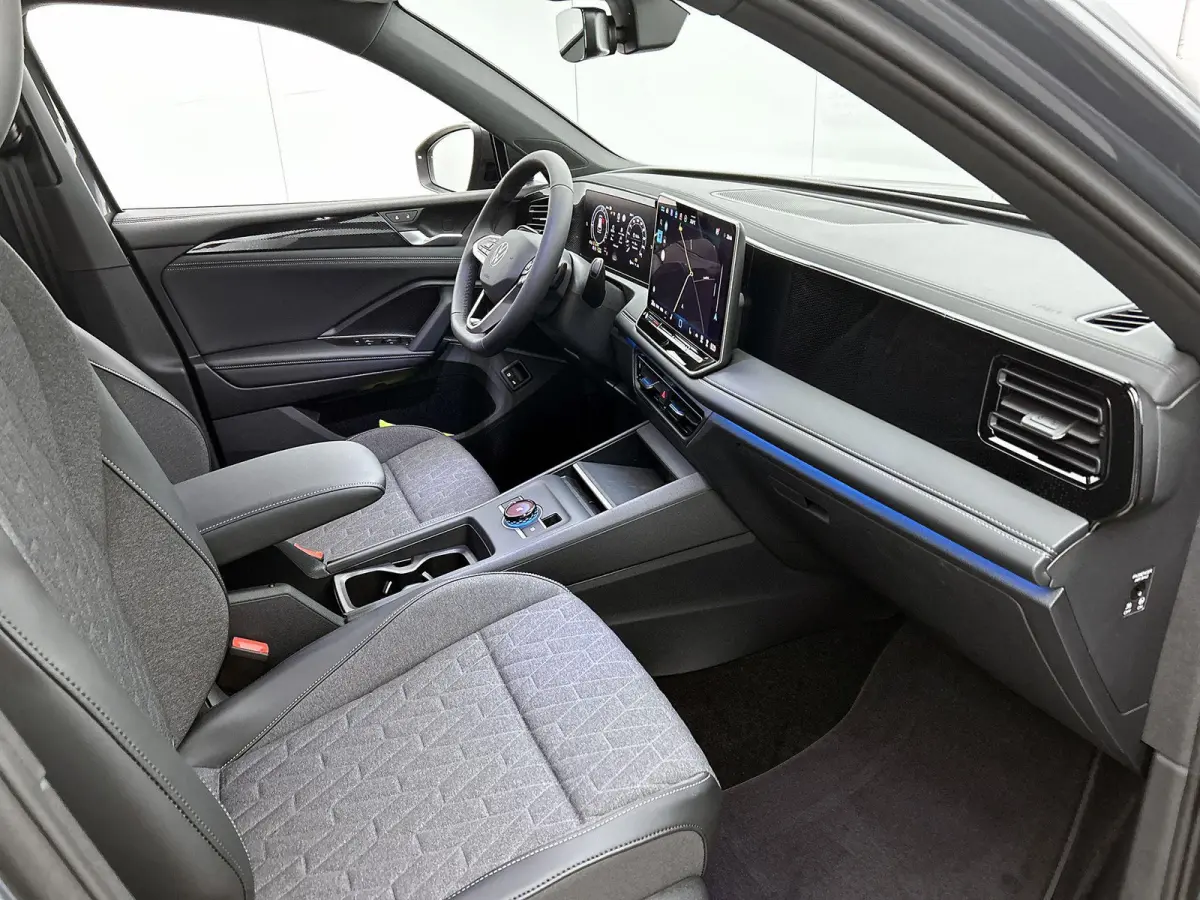 1.5 eHybrid Limited Edition 204 PK | Automaat | Navigatie | Trekhaak inklapbaar | 360 Camera | Apple CarPlay | Android Auto | Grootlichtassistent | Adaptive Cruise Control | Lane Assist | Si