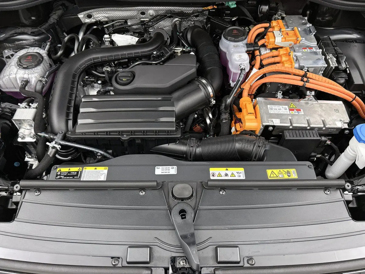 1.5 eHybrid Limited Edition 204 PK | Automaat | Navigatie | Trekhaak inklapbaar | 360 Camera | Apple CarPlay | Android Auto | Grootlichtassistent | Adaptive Cruise Control | Lane Assist | Si