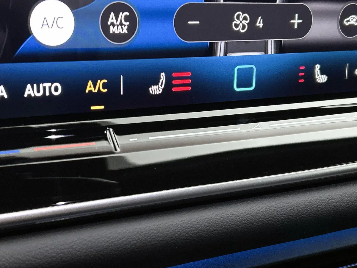 1.5 eHybrid Limited Edition 204 PK | Automaat | Navigatie | Trekhaak inklapbaar | 360 Camera | Apple CarPlay | Android Auto | Grootlichtassistent | Adaptive Cruise Control | Lane Assist | Si