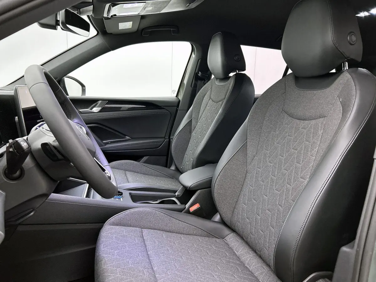 1.5 eHybrid Limited Edition 204 PK | Automaat | Navigatie | Trekhaak inklapbaar | 360 Camera | Apple CarPlay | Android Auto | Grootlichtassistent | Adaptive Cruise Control | Lane Assist | Do