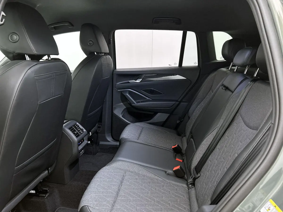1.5 eHybrid Limited Edition 204 PK | Automaat | Navigatie | Trekhaak inklapbaar | 360 Camera | Apple CarPlay | Android Auto | Grootlichtassistent | Adaptive Cruise Control | Lane Assist | Do