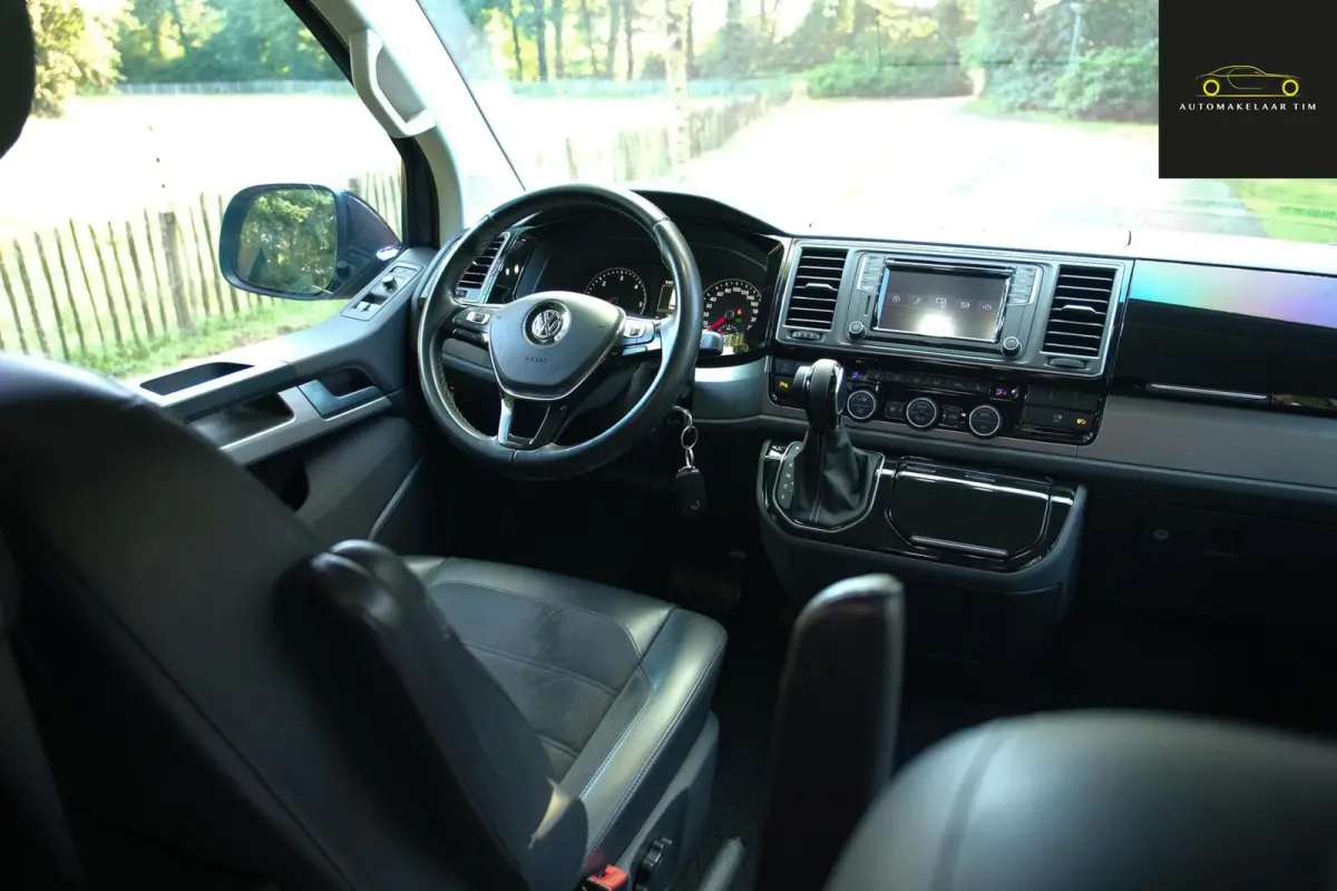transporter VW Multivan T6 2.0 TDI 199PK DSG Highline | 7P | ACC | LED | Elek. deur | Trekhaak