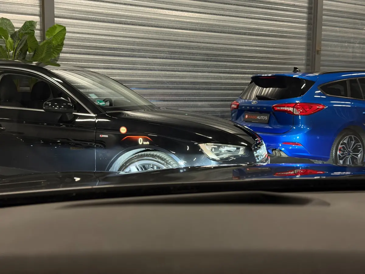 540i xDrive High Executive M-Pakket LED/PANO/NAVI/ACC/LEDER/ADAPTIVE/TREKHAAK/STOELVERW+KOELER/STUURVERW/MEMOR