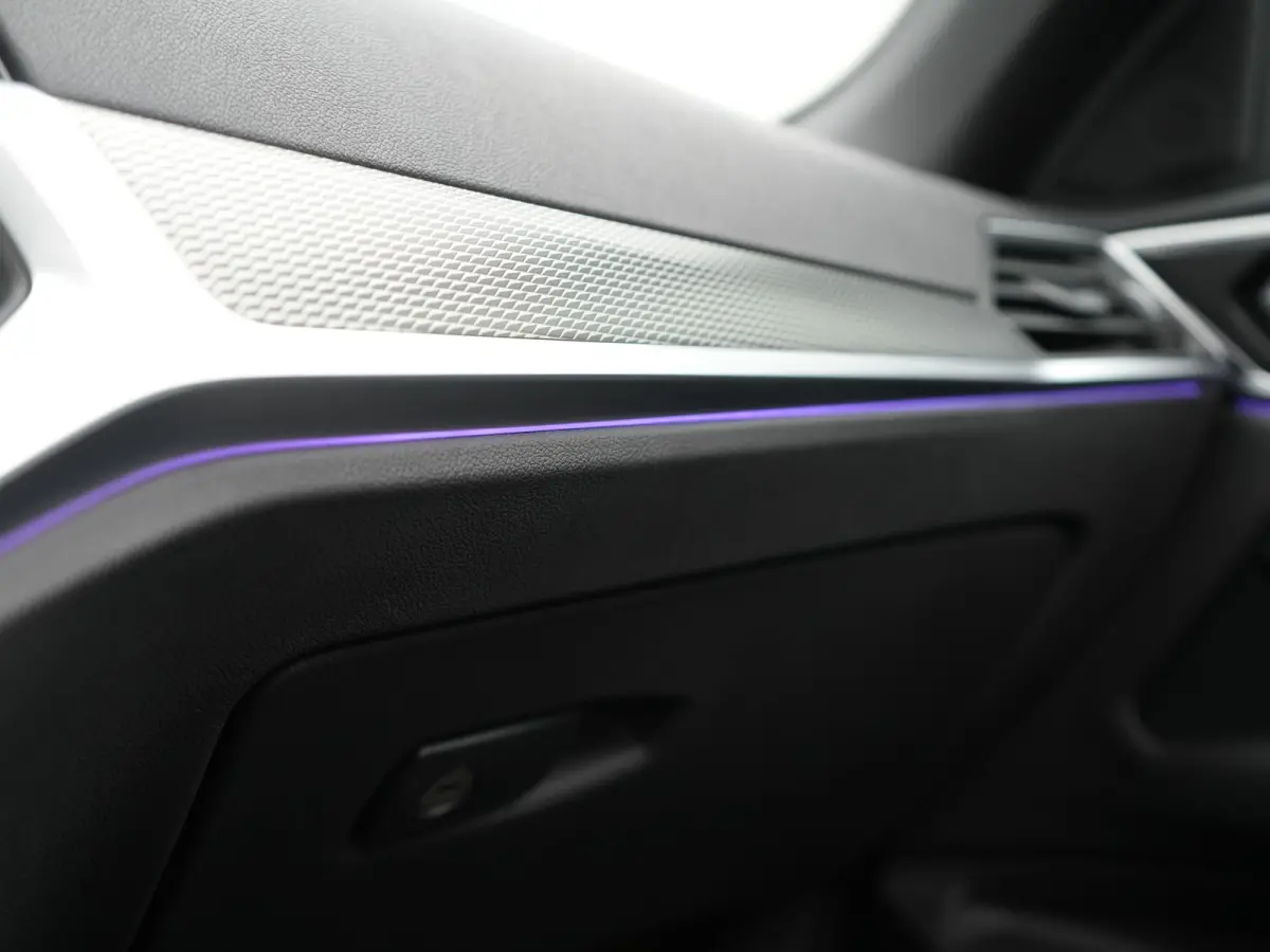 430i M Sport 245pk Dealer O.H. | Adaptief Onderstel | Nekverwarming | Camera | Lederen Sportstoelen Memory & Verwarmd | Hifi Audio | Sfeerverlichting | Stuur Verwarmd | 19"L.M | Blis | Apple