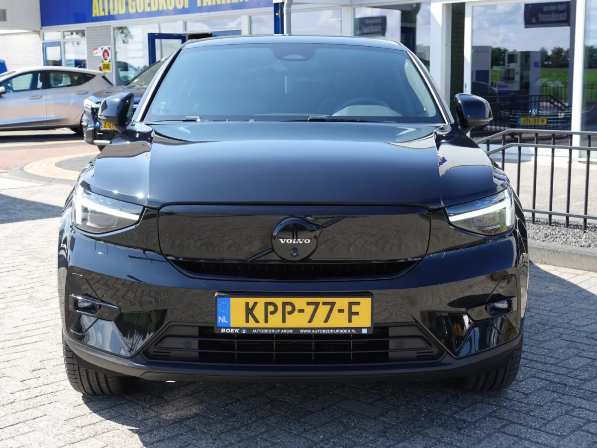 Twin Motor Ultra Black Edition 82 kWh SOH 96,9% | PANO | HK-AUDIO | 360° CAM