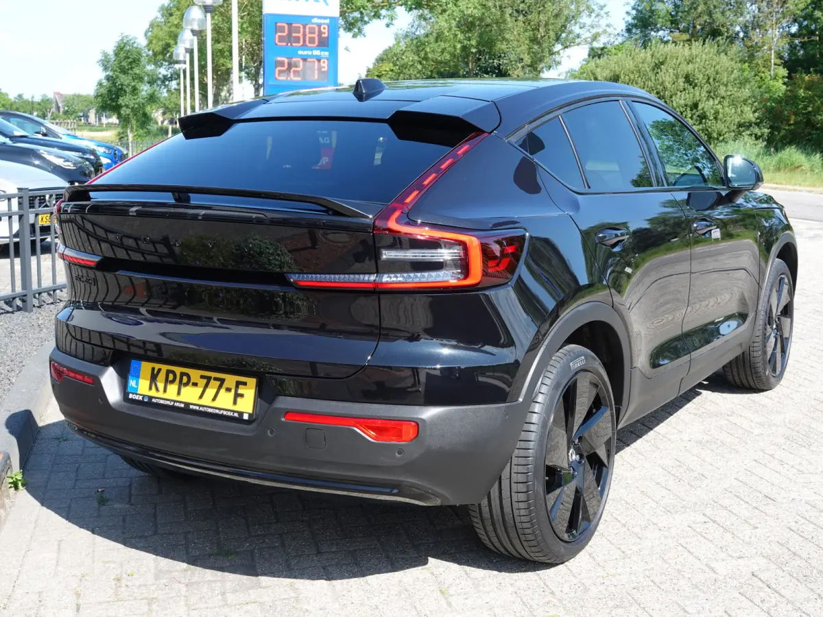 Twin Motor Ultra Black Edition 82 kWh SOH 96,9% | PANO | HK-AUDIO | 360° CAM