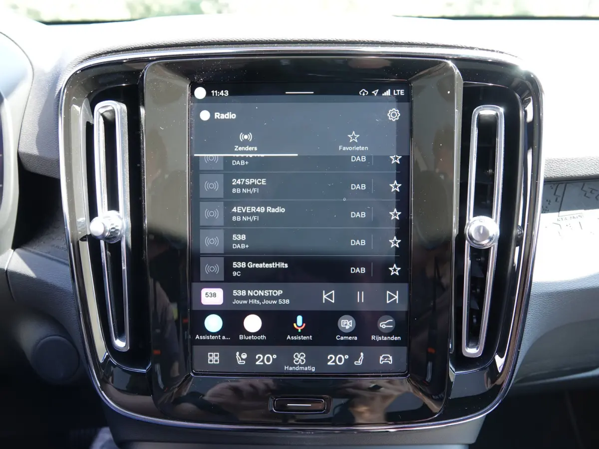 Twin Motor Ultra Black Edition 82 kWh SOH 96,9% | PANO | HK-AUDIO | 360° CAM