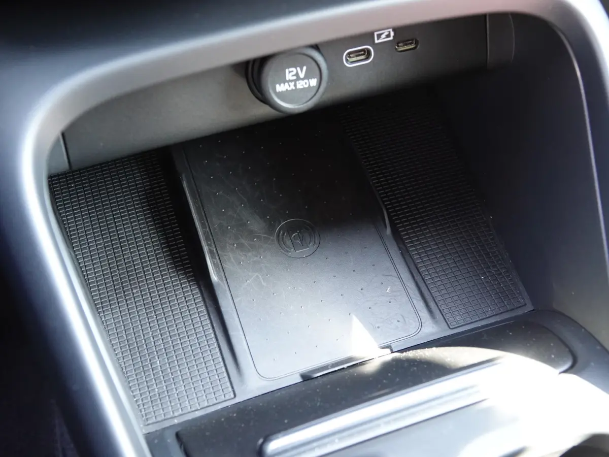 Twin Motor Ultra Black Edition 82 kWh SOH 96,9% | PANO | HK-AUDIO | 360° CAM