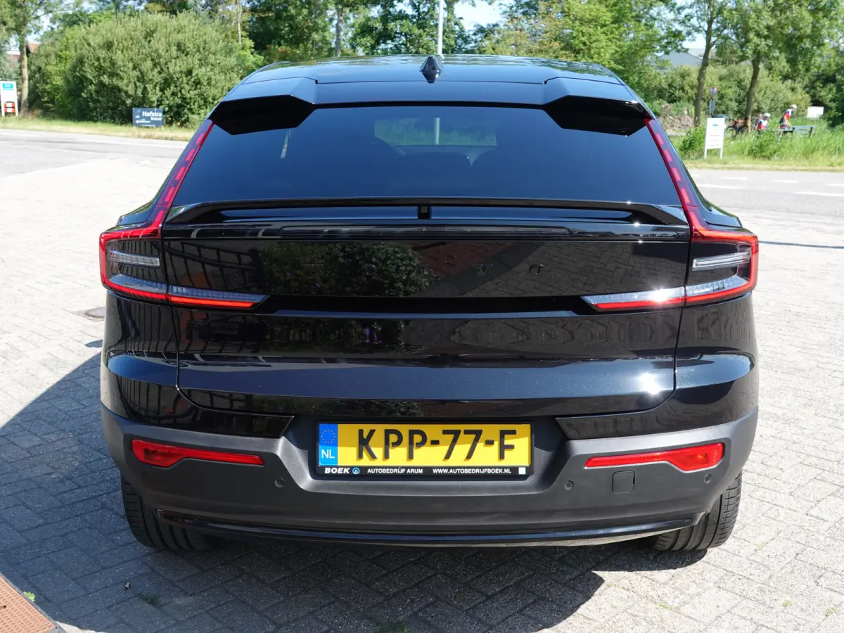Twin Motor Ultra Black Edition 82 kWh SOH 96,9% | PANO | HK-AUDIO | 360° CAM