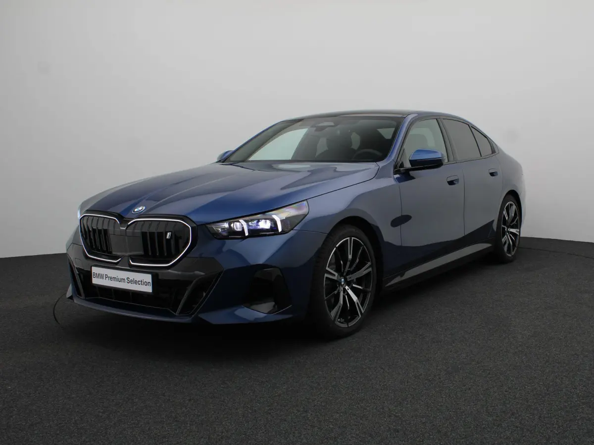 eDrive40 M Sportpakket Pro | SoH 100% | M Sport Edition | Trekhaak | Panoramdak | Stoelventilatie | Driving Assistant Plus | Bowers & Wilkins | 20''