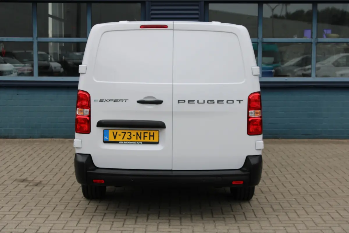L3 75 kWh | 8 JAAR GARANTIE | CAMERA | NAVI | BETIMMERING | DRAADLOOS CARPLAY | COMFORT WAND |