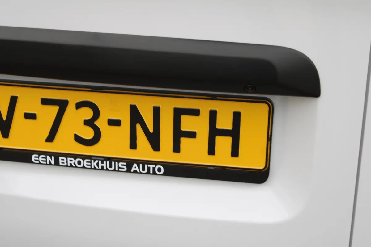 L3 75 kWh | 8 JAAR GARANTIE | CAMERA | NAVI | BETIMMERING | DRAADLOOS CARPLAY | COMFORT WAND |