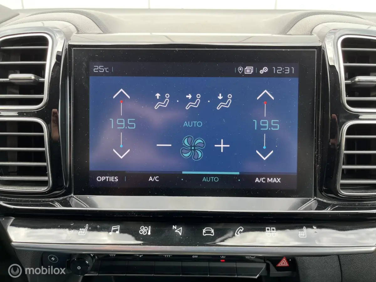 1.6 Plug-in Hybrid 225 PK C-SERIES/LUXE